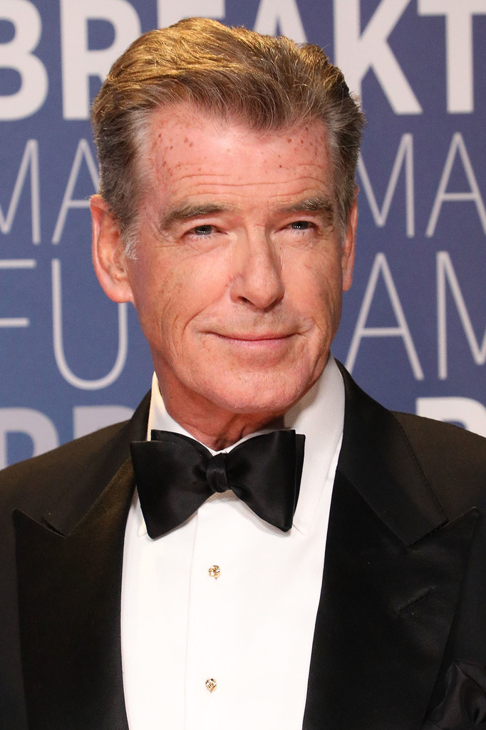 Pierce Brosnan zagra w filmie o Eurowizji