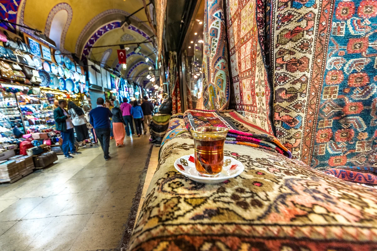 Targowanie się jest wpisane w turecką kulturę. Ale czy podrabianie produktów też? Targowanie się jest wpisane w turecką kulturę. Ale czy podrabianie produktów też?