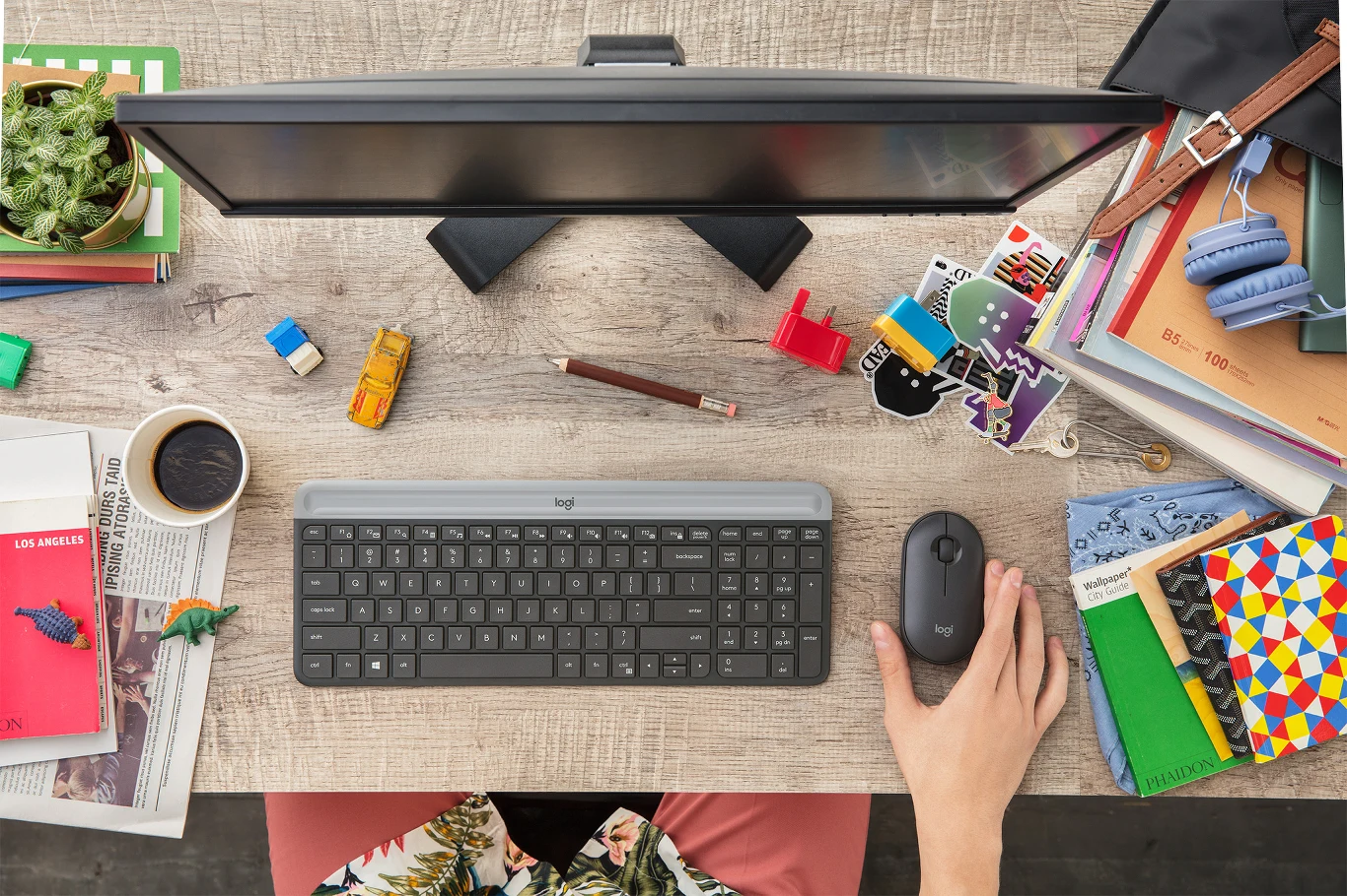 Logitech MK470 Slim Wireless Keyboard i Mouse Combo Logitech MK470 Slim Wireless Keyboard i Mouse Combo