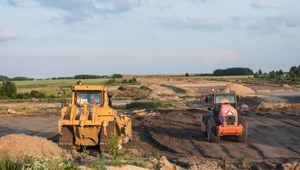 Firmy budujące drogi chcą więcej pieniędzy