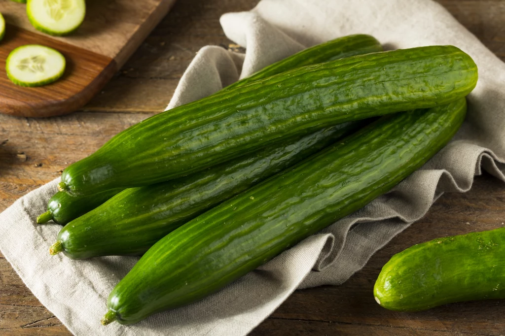 Spożywanie ogórków pomaga przywrócić równowagę kwasowo-zasadową, która jest kluczem do zdrowia w każdym aspekcie Spożywanie ogórków pomaga przywrócić równowagę kwasowo-zasadową, która jest kluczem do zdrowia w każdym aspekcie