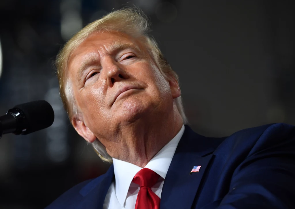 Spółka byłego prezydenta USA zadebiutowała na giełdzie. Firma Donalda Trumpa w szczycie zyskiwała blisko 60 proc., choć zamknięcie notowań było już mniej imponujące