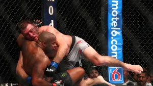 Akcja, w której Stipe Miocic powala Daniela Cormiera
