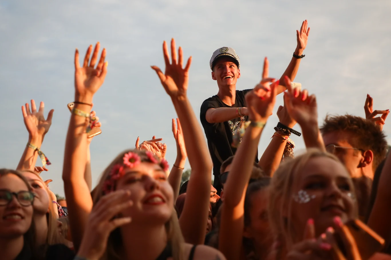 Publiczność podczas drugiego dnia na Kraków Live Festival 2019