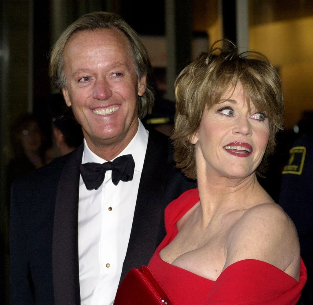 Jane Fonda i jej brat Peter Fonda w 2001 roku