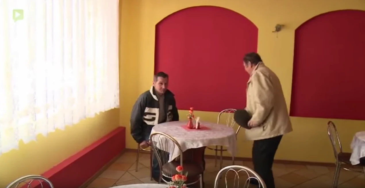 Andrzej, syn pana Stanisława, na pewno przeżywa śmierć ojca Andrzej, syn pana Stanisława, na pewno przeżywa śmierć ojca