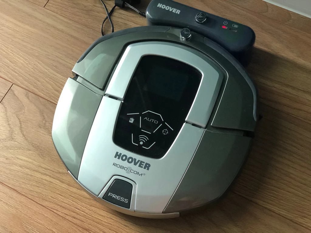 Hoover Robo.Com3