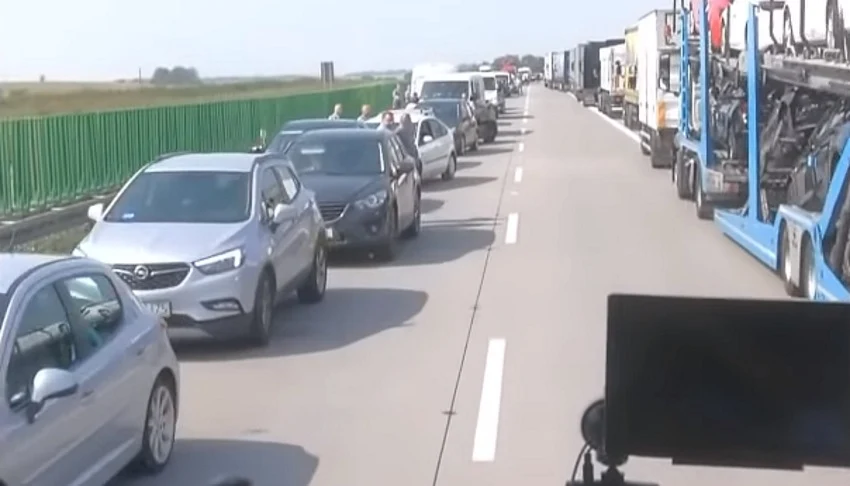 Wbrew pozorom to autostrada... Wbrew pozorom to autostrada...
