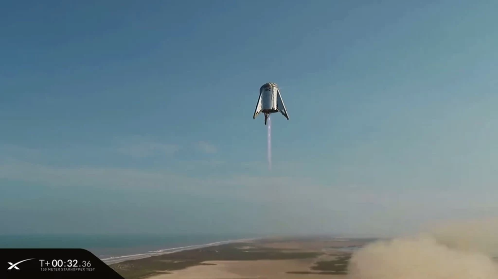 Pojazd StarHopper w trakcie lotu - 27/28 sierpnia 2019. Fot: SpaceX