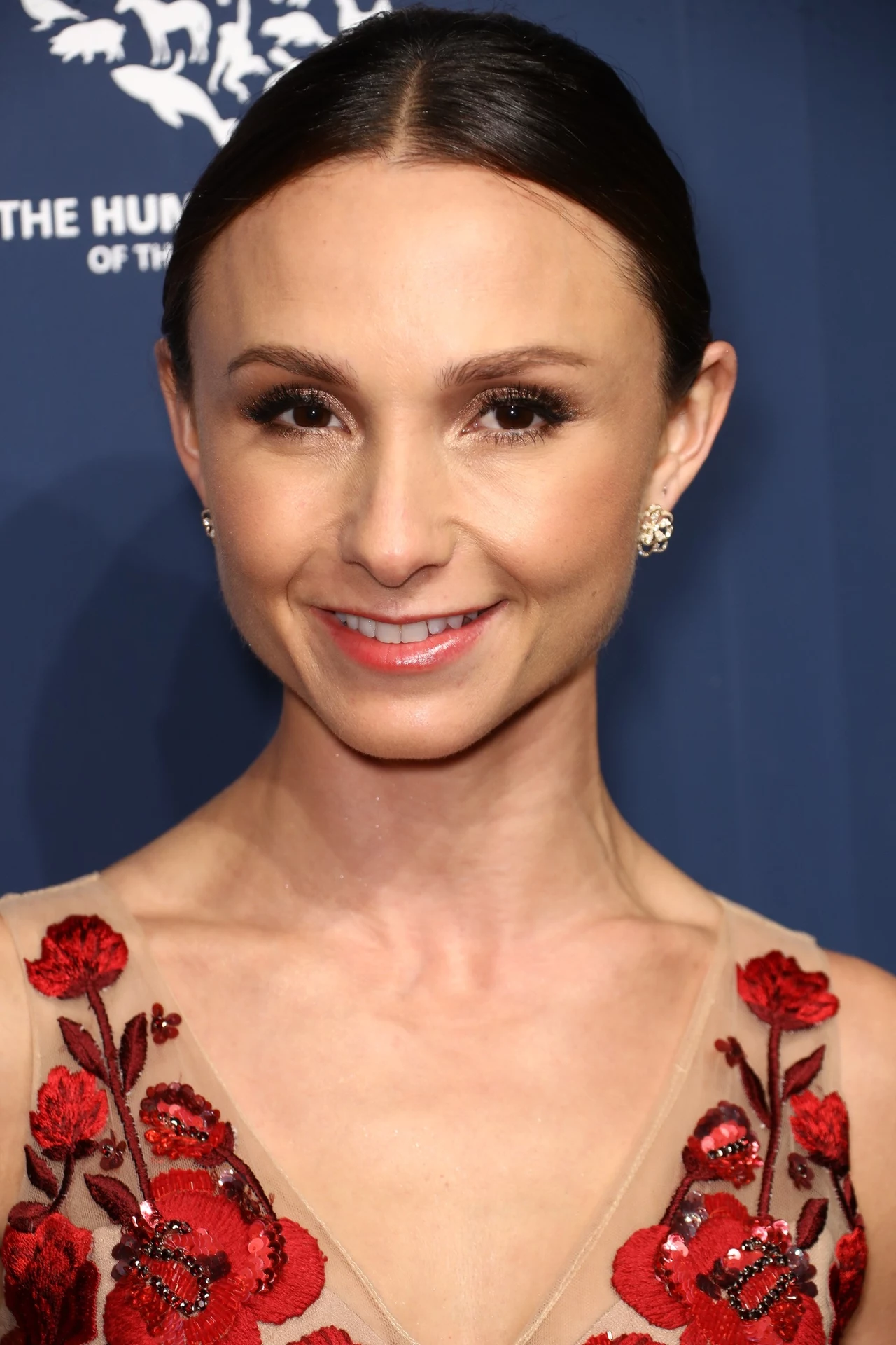 Georgina Bloomberg to zawodowa amazonka i filantropka. Jest córką Michaela Bloomberga -burmistrza Nowego Jorku i dziewiątego najbogatszego człowieka na świecie. Wartość jej majątku wyceniana jest na 100 milionów dolarów. Georgina Bloomberg to zawodowa amazonka i filantropka. Jest córką Michaela Bloomberga -burmistrza Nowego Jorku i dziewiątego najbogatszego człowieka na świecie. Wartość jej majątku wyceniana jest na 100 milionów dolarów.
