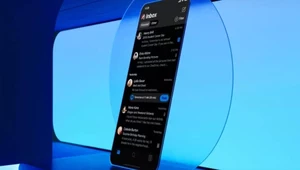 Microsoft Outlook z trybem ciemnym na Androidzie oraz iOS
