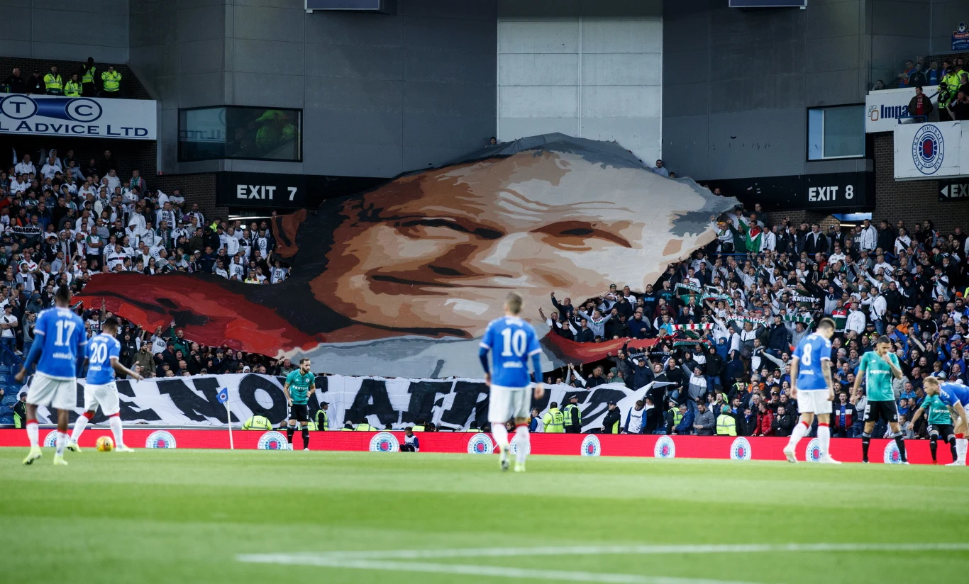 Fani Legii z wizerunkiem papieża Jana Pawła II