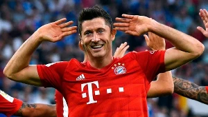 Spadek Roberta Lewandowskiego w Bundeslidze - rekordy, trofea i sukcesy