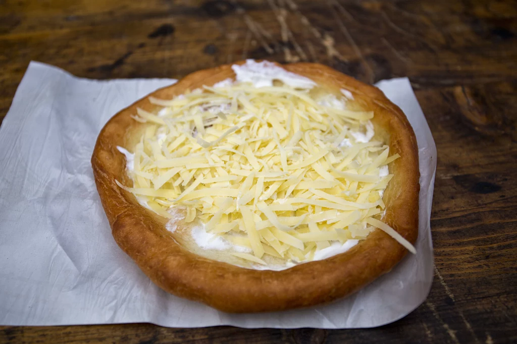 Węgierskie przysmaki przypadają do gustu tym, którzy lubią dobrze zjeść Węgierskie przysmaki przypadają do gustu tym, którzy lubią dobrze zjeść