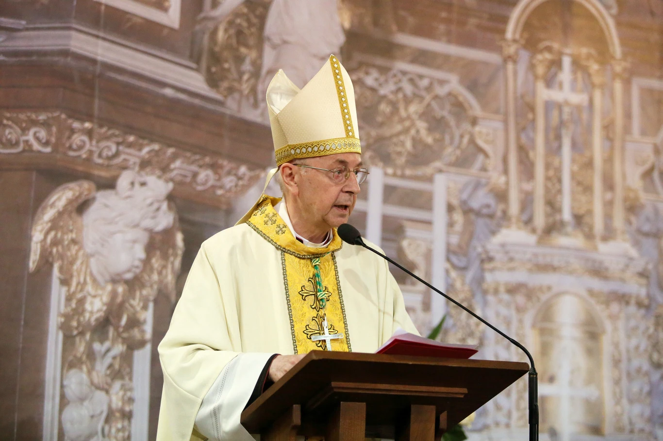 Arcybiskup metropolita poznański Stanisław Gądecki Arcybiskup metropolita poznański Stanisław Gądecki
