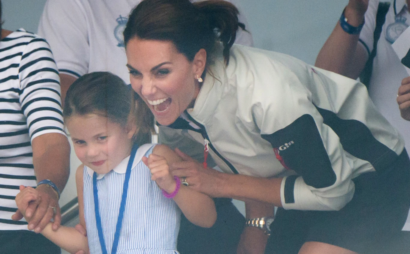 Księżniczka Charlotte z księżną Kate Księżniczka Charlotte z księżną Kate