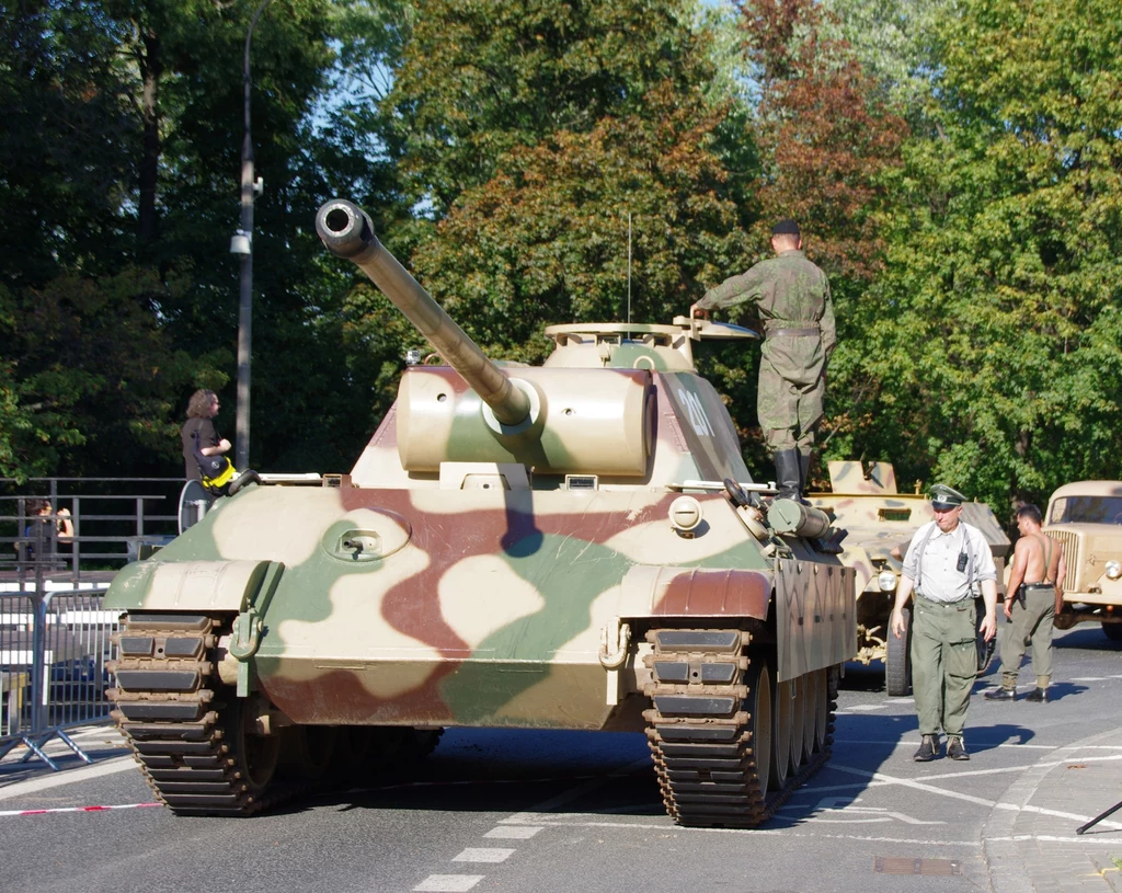 Czołg Panzerkampfwagen V Panther produkowany był m.in. przez zakłady MAN-a i Daimlera