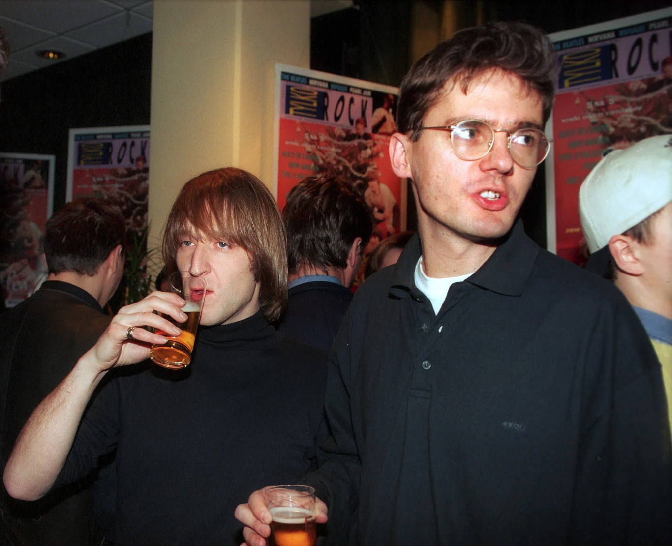 Bogdan Łyszkiewicz i Kuba Wojewódzki w 1996 podczas rozdania nagród miesięcznika "Tylko Rock "
