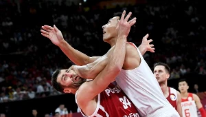 Adam Hrycaniuk i Yi Janlian w meczu Chiny - Polska