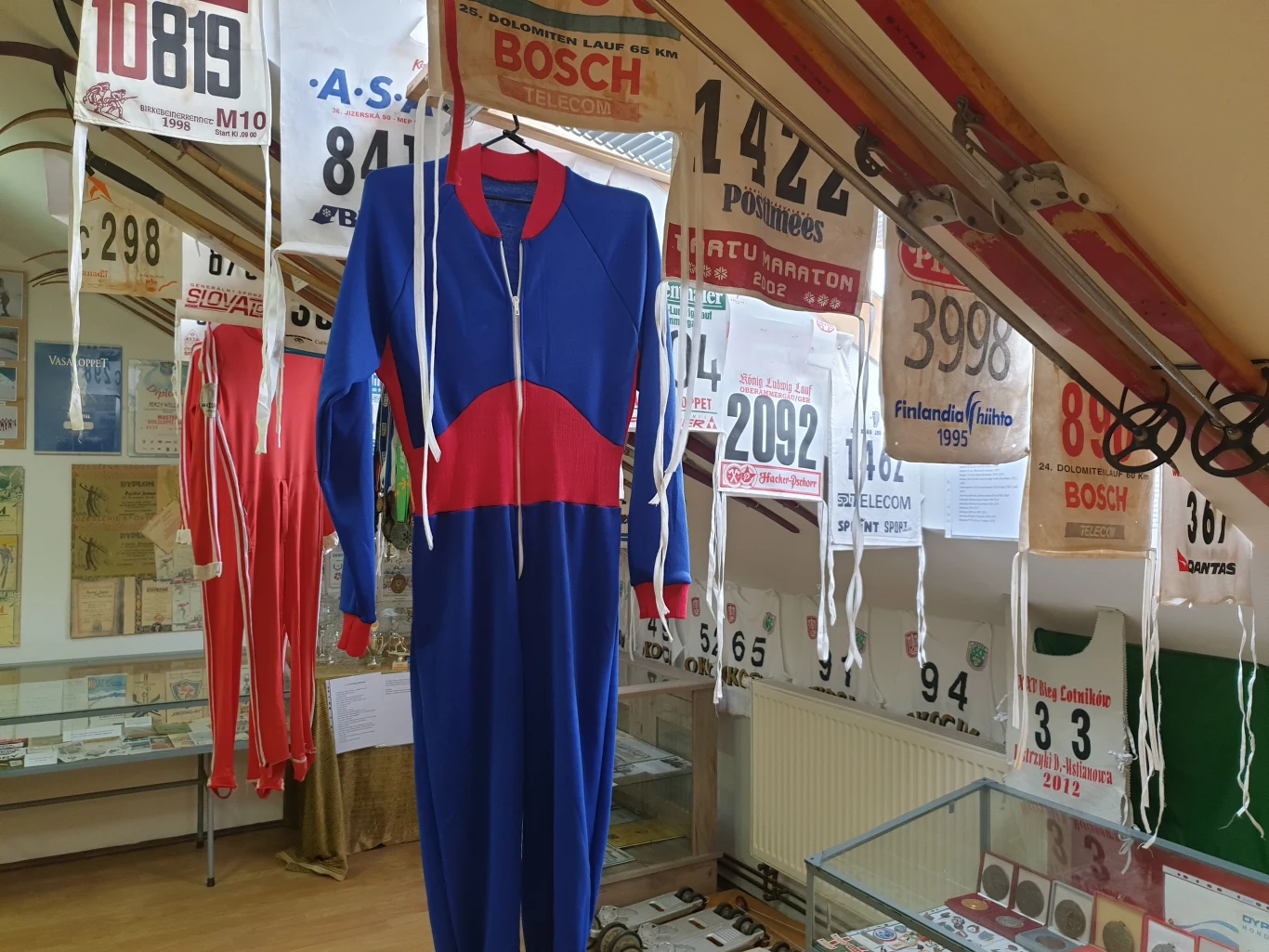 Jedna z dwóch sal sportowych w Iwnonickim Centrum Tradycji