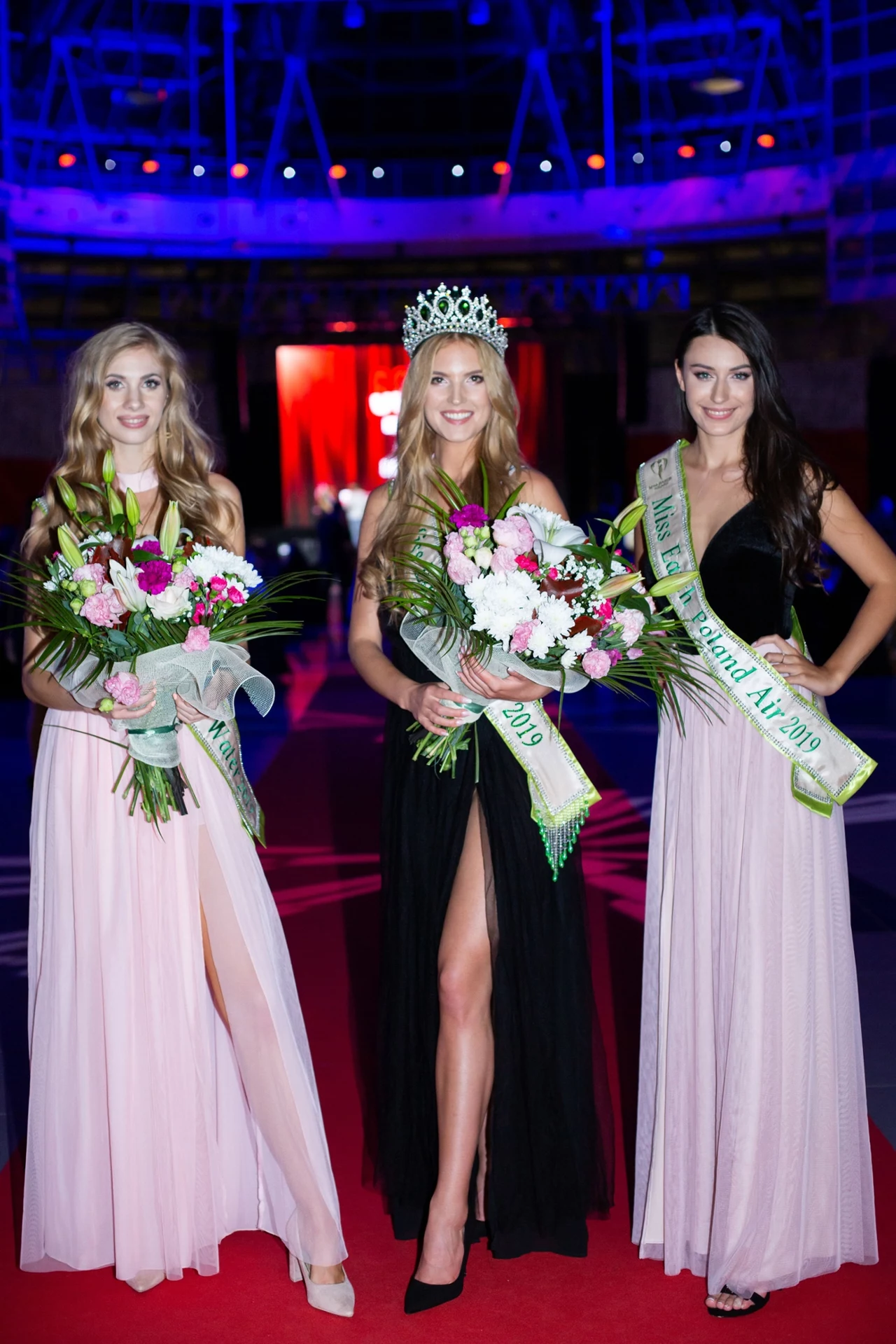 Miss Air, czyli I v-ce miss została Sabina Półtawska ze Szczecina, tytuł Miss Water – II wicemiss przypadł Milenie Rokickiej z Warszawy, zaś Miss Fire, tj. III wicemiss – została Vanessa Wietrzyk z Gdańska. Miss Air, czyli I v-ce miss została Sabina Półtawska ze Szczecina, tytuł Miss Water – II wicemiss przypadł Milenie Rokickiej z Warszawy, zaś Miss Fire, tj. III wicemiss – została Vanessa Wietrzyk z Gdańska.