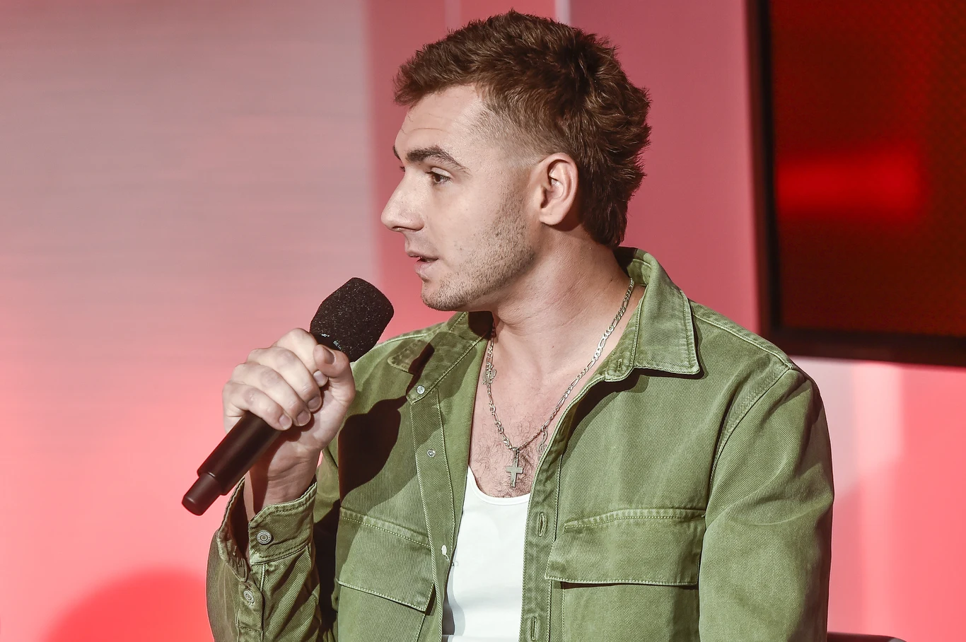 Kamil Bednarek jest nowym trenerem "The Voice of Poland" Kamil Bednarek jest nowym trenerem "The Voice of Poland"