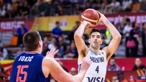 Luis Scola w meczu z Serbią w ćwierćfinale MŚ