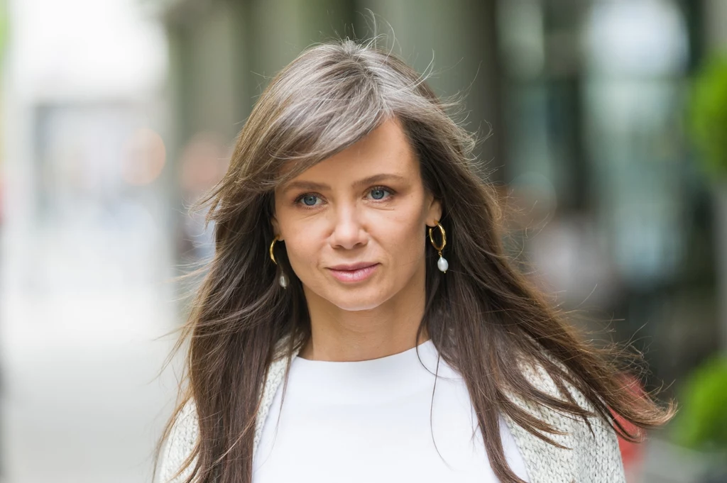 Kinga Rusin jest osobą wierzącą, ale brzydzi się religijnym fanatyzmem Kinga Rusin jest osobą wierzącą, ale brzydzi się religijnym fanatyzmem