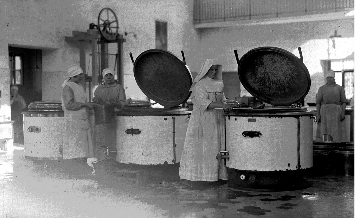 Kuchnia szpitalna. Listopad 1931