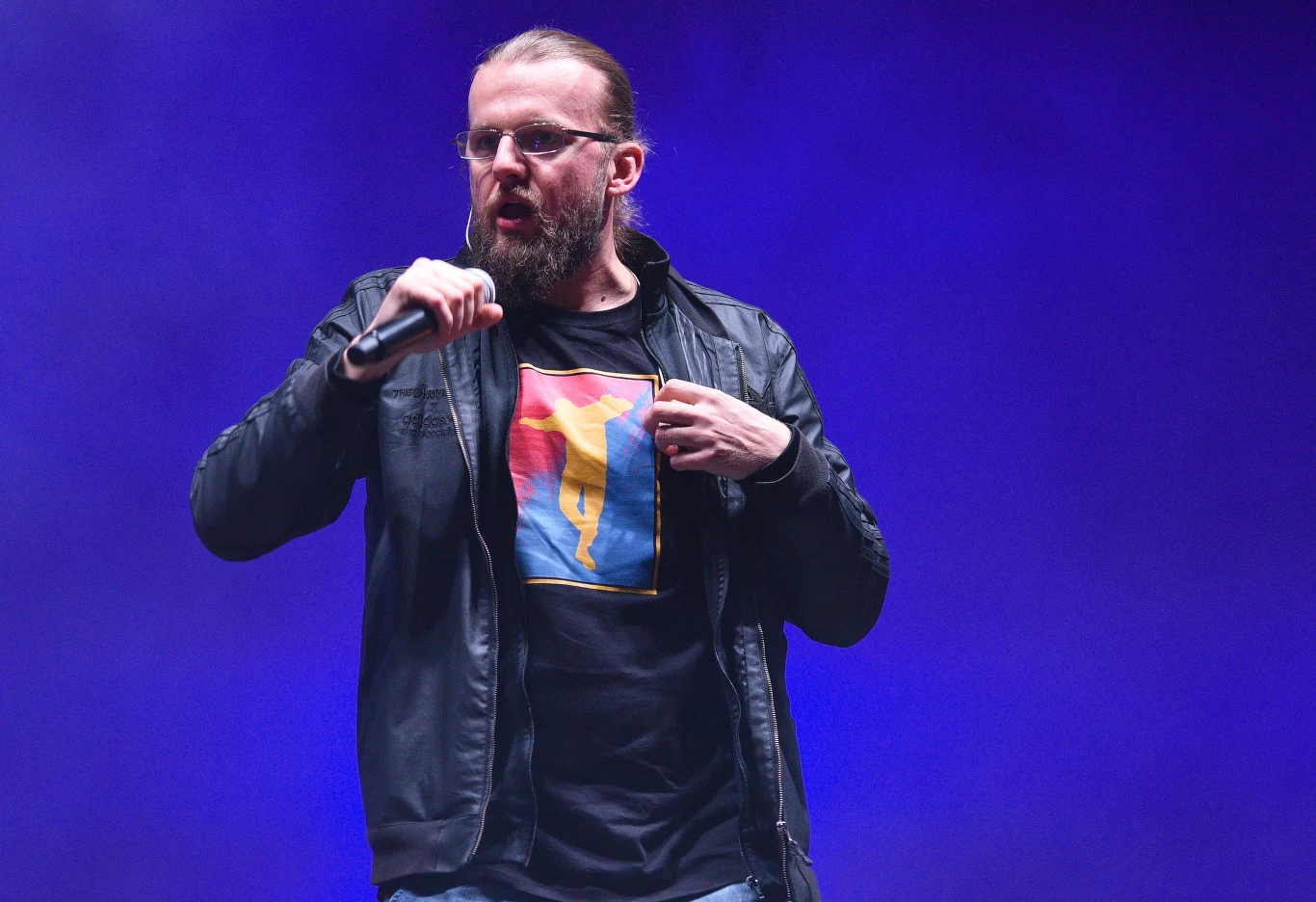 KęKę prezdentuje teledysk z Sebastianem Riedlem KęKę prezdentuje teledysk z Sebastianem Riedlem