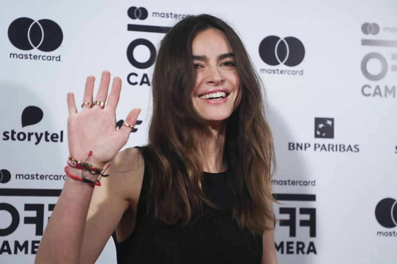 Karierę w Europie robi też Kasia Smutniak, która podbija przede wszystkim włoski rynek filmowy. Pracę modelki rozpoczęła już jako nastolatka, a w wieku 17 lat wyjechała do Włoch. Świetnie opanowała trzy języki obce i pracowała na wybiegach u najlepszych projektantów. W 2000 roku zadebiutowała w filmie „Al momento giusto” i od tej pory regularnie pojawia się na ekranie, m.in. w świetnym „Dobrze się kłamie w miłym towarzystwie” oraz „Słodkim końcu dnia” w reż. Jacka Borcucha.