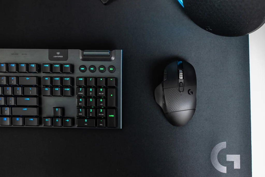 Logitech G604