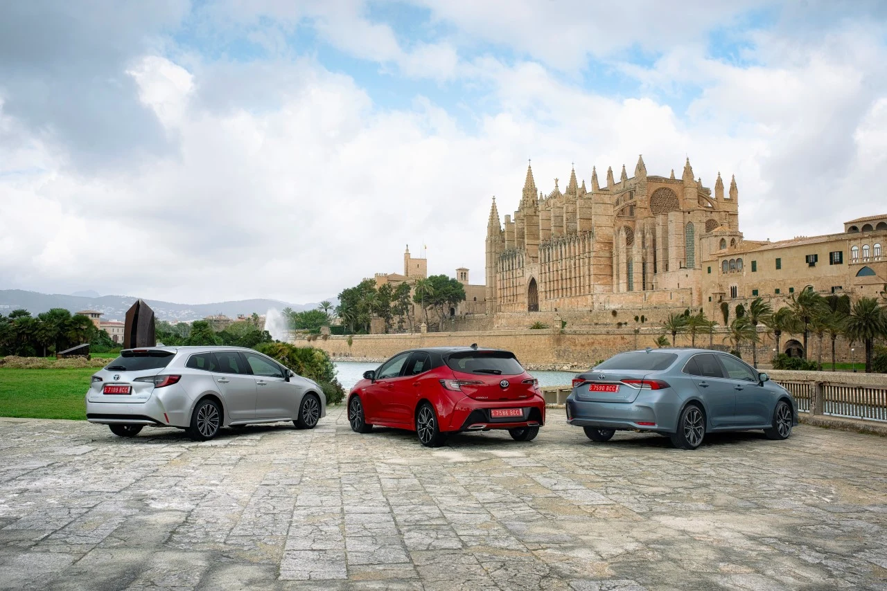Liderem zestawienia jest Toyota Corolla Liderem zestawienia jest Toyota Corolla