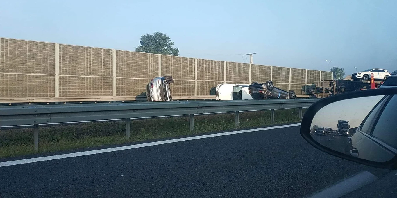 Zdjęcie z miejsca wypadku pod Grójcem