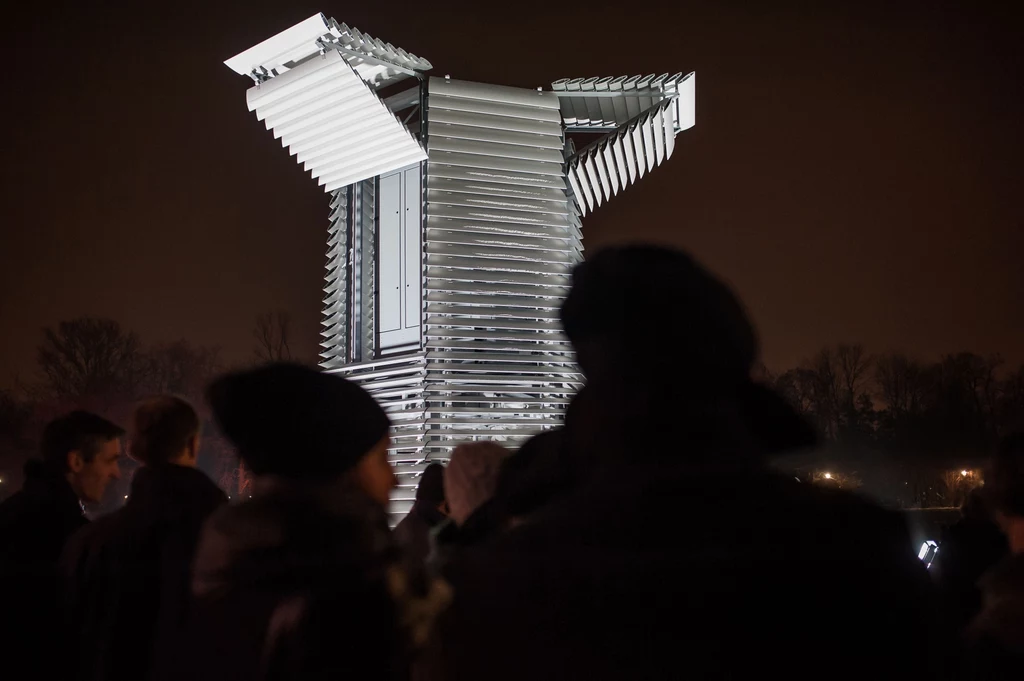 Smog Free Tower. Wieża antysmogowa, zlokalizowana w Parku im. H. Jordana, od ponad roku działa w Krakowie