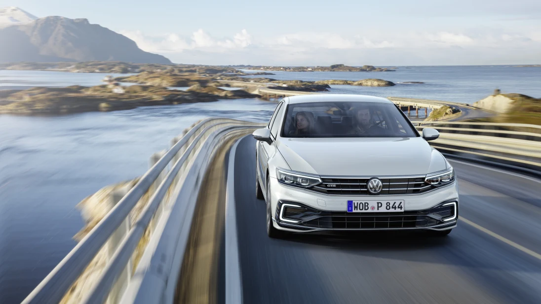VW Passat oferuje kierowcy wiele ułatwień w prowadzeniu samochodu