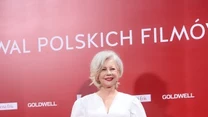 Małgorzata Zajączkowska na festiwal filmowy w Gdyni ubrała białą bluzkę o efektownym kroju, czym zachwyciła wszystkich.