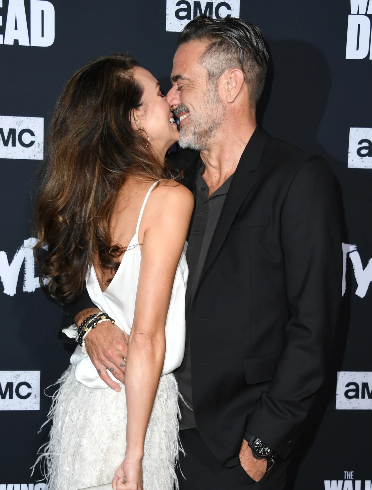 Hilarie Burton i Jeffrey Dean Morgan postawili nie tylko na rozwój kariery, ale i na udane życie rodzinne. Hilarie Burton i Jeffrey Dean Morgan postawili nie tylko na rozwój kariery, ale i na udane życie rodzinne.