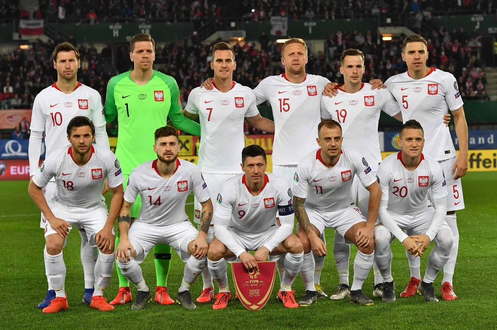 Odwzorowanie wyglądu najpopularniejszych piłkarzy to dla wielu osób wartość dodana do całego projektu. Wśród gwiazd nie brakuje również polskich zawodników. Jak wyglądają najpopularniejsi przedstawiciele "biało-czerwonych"? Odwzorowanie wyglądu najpopularniejszych piłkarzy to dla wielu osób wartość dodana do całego projektu. Wśród gwiazd nie brakuje również polskich zawodników. Jak wyglądają najpopularniejsi przedstawiciele "biało-czerwonych"?