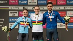Na podium: Remco Evenepoel, Rohan Dennis i Filippo Ganna