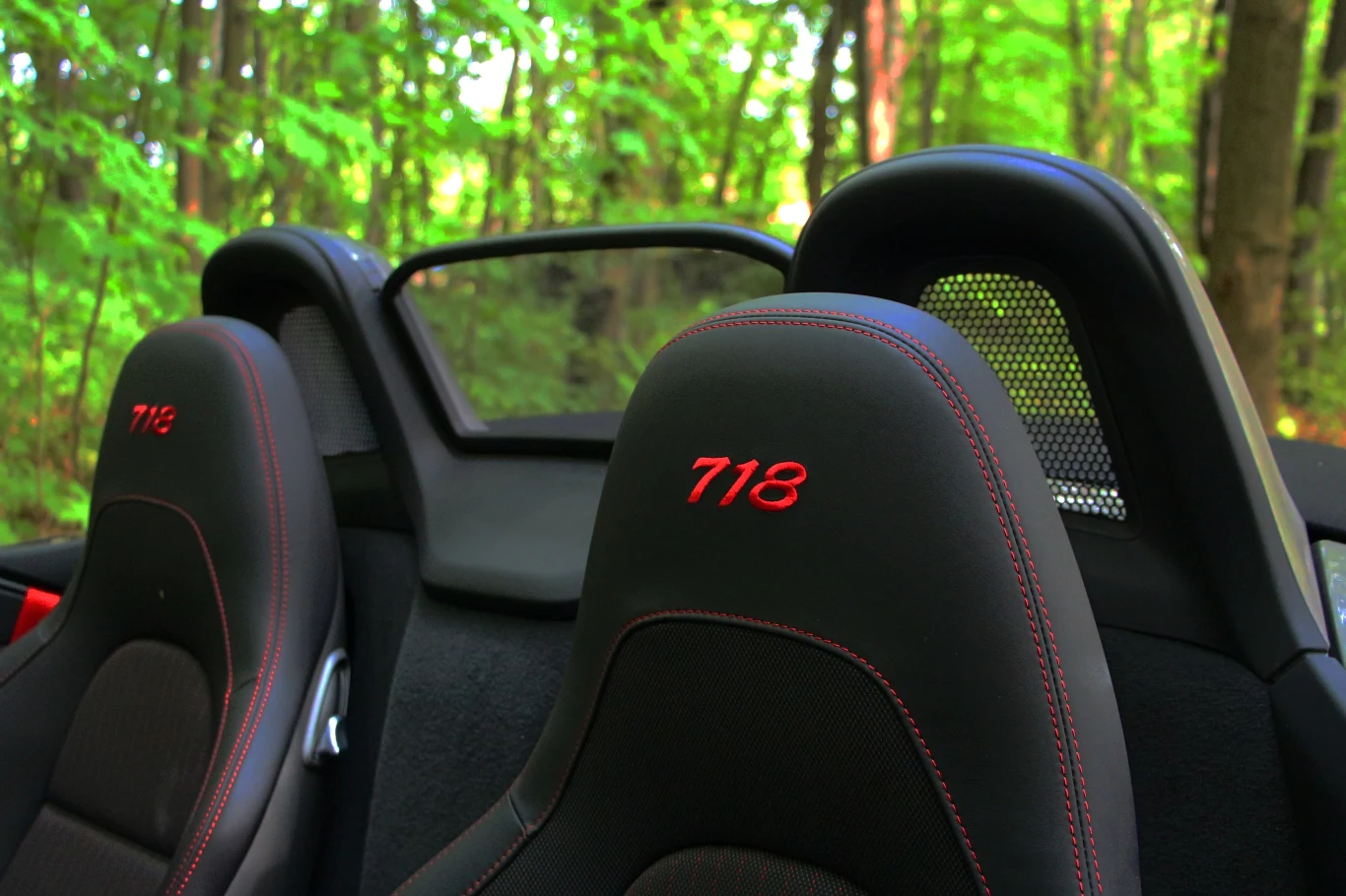 Porsche 718 Boxster T