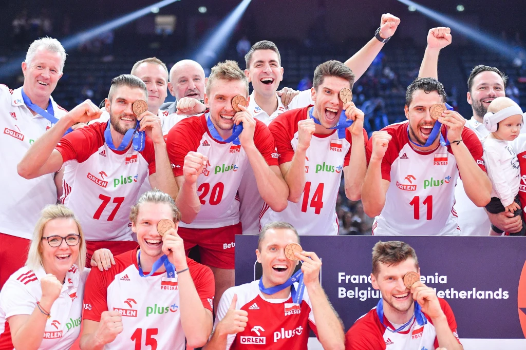 Polacy cieszą się z brązowego medalu na mistrzostwach Europy Polacy cieszą się z brązowego medalu na mistrzostwach Europy