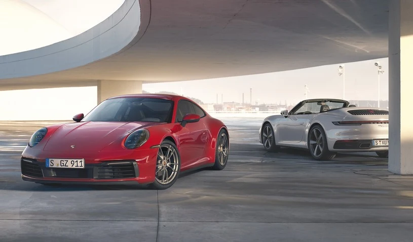 Porsche 911 Carrera 4 Porsche 911 Carrera 4