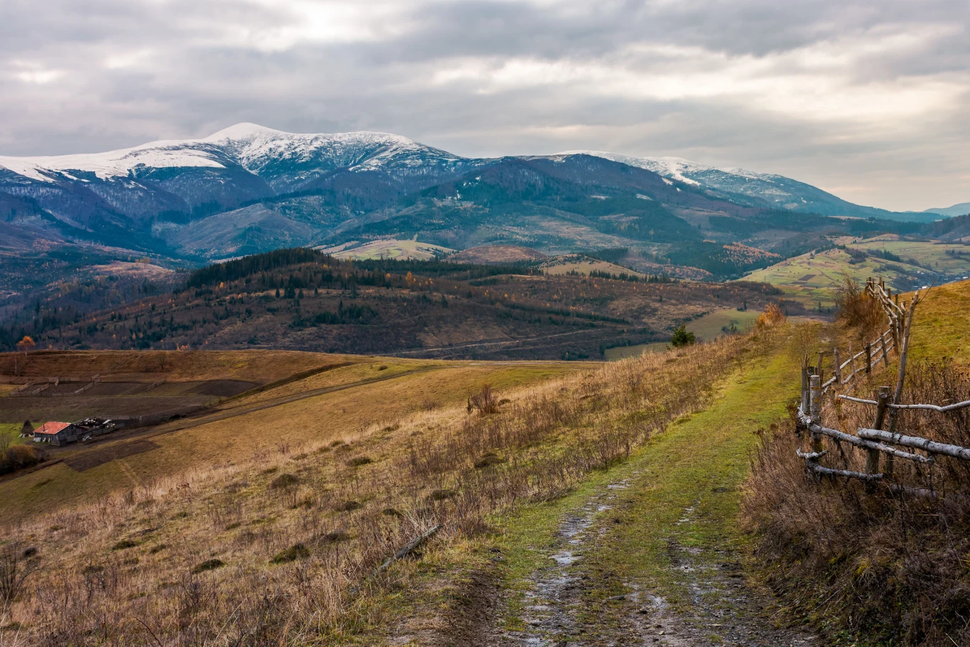 Bieszczady mogą zachwycić także jesienią Bieszczady mogą zachwycić także jesienią