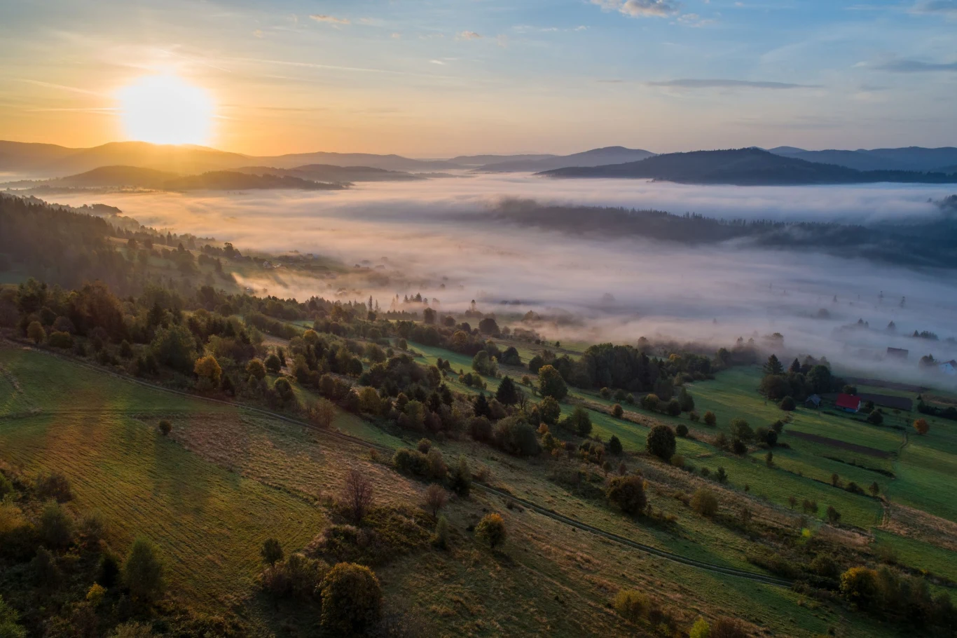 Beskidzki folklor jest znany na całym świecie Beskidzki folklor jest znany na całym świecie