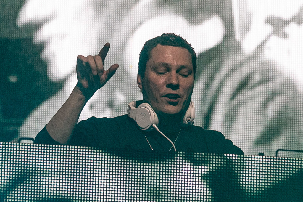 Tiësto będzie główną gwiazdą Don't Let Daddy Know