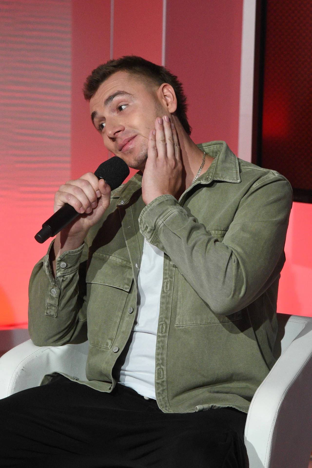 Kamil Bednarek zraził to siebie sporą grupę widzów Kamil Bednarek zraził to siebie sporą grupę widzów