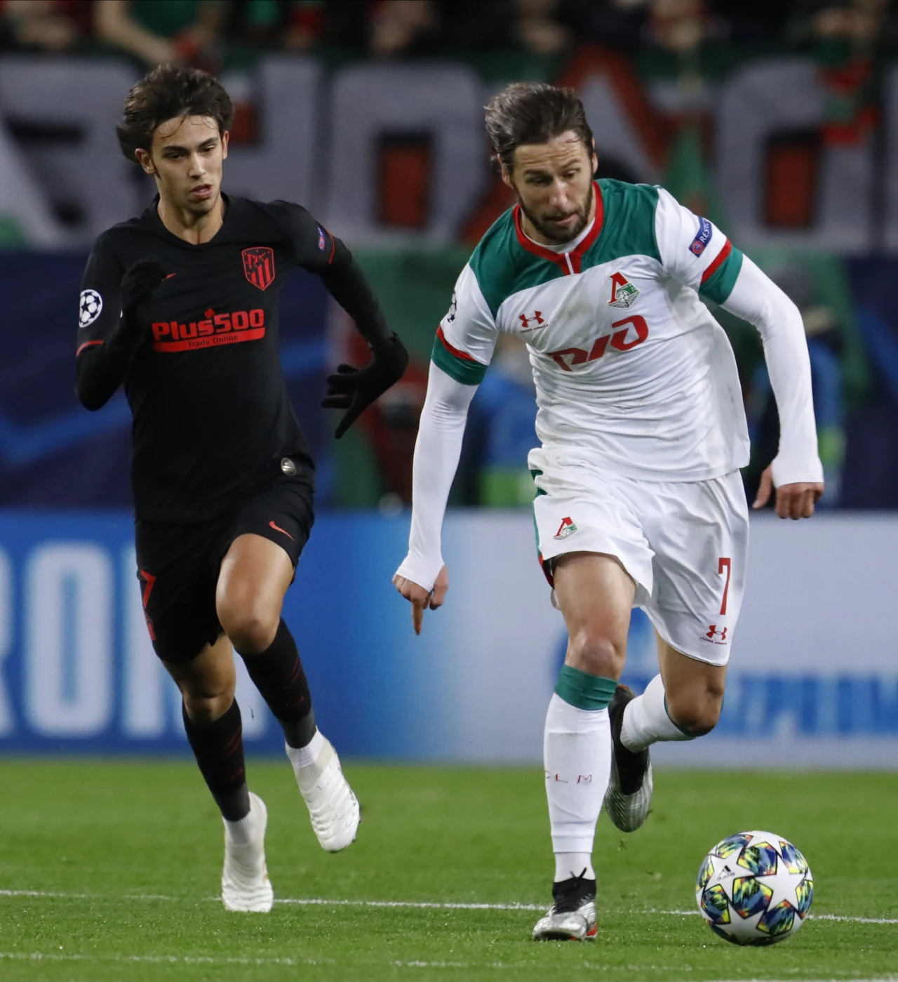 Joao Felix (z lewej) i Grzegorz Krychowiak Joao Felix (z lewej) i Grzegorz Krychowiak