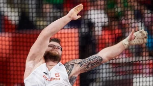 Paweł Fajdek w kwalifikacyjnym konkursie rzutu młotem podczas lekkoatletycznych mistrzostw świata w Dausze