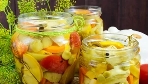 Marynaty i pikle z warzyw i owoców